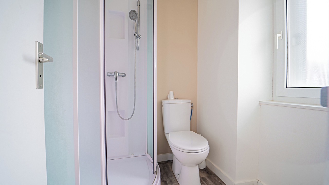 Photo of Bathroom in La Rogere