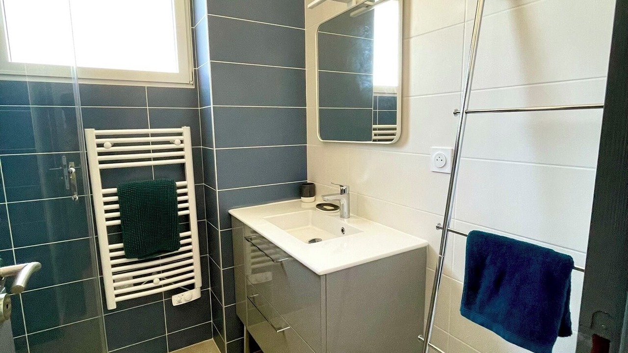 Photo of Bathroom in Ploubalay