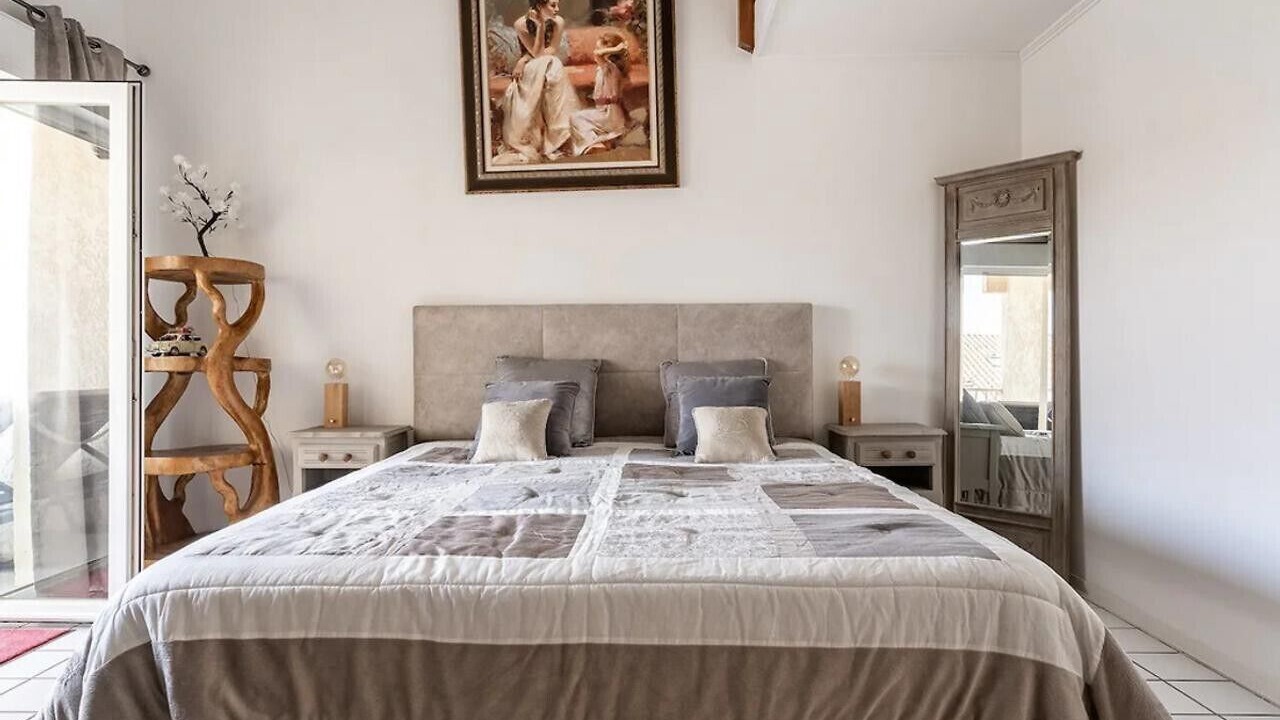 Photo of Bedroom in Saint-Aygulf