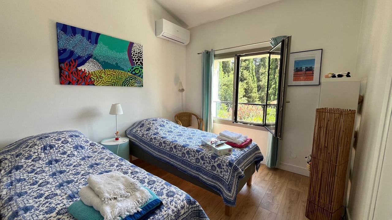 Photo of Bedroom in Biot