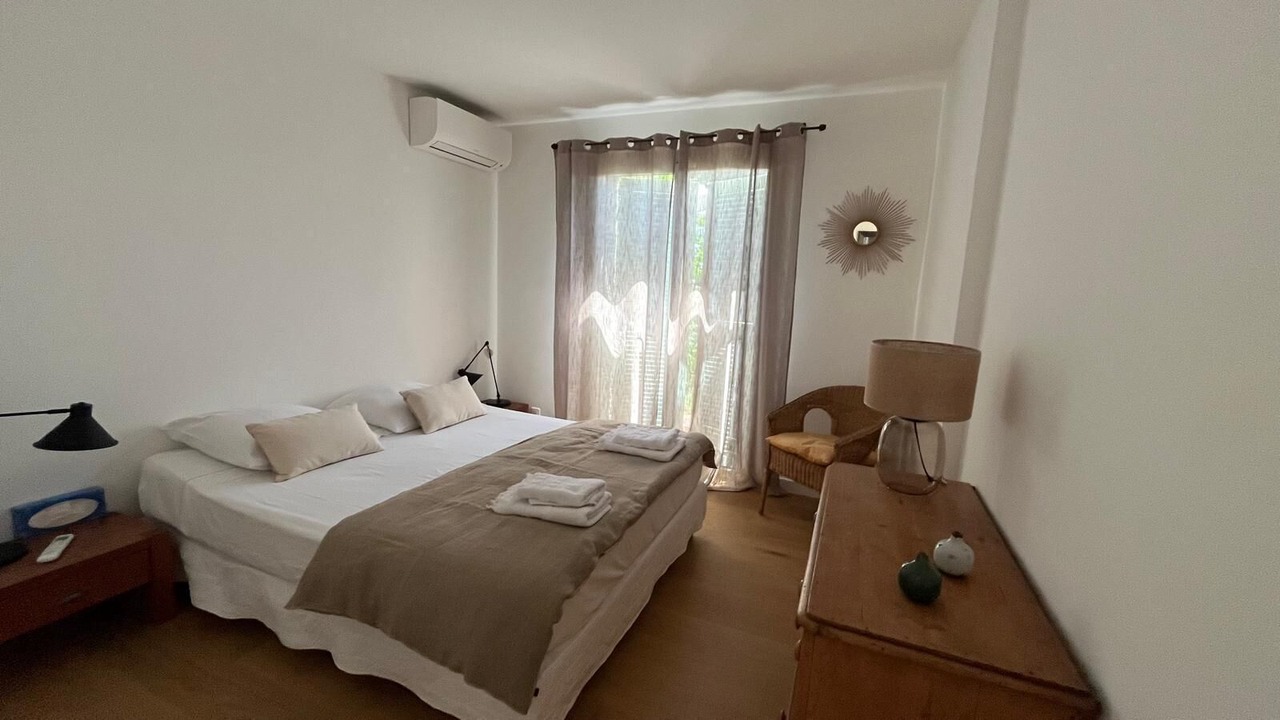 Photo of Bedroom in Biot
