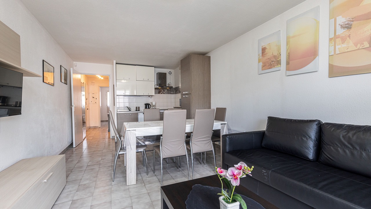 Photo of Livingroom in Les Baumettes