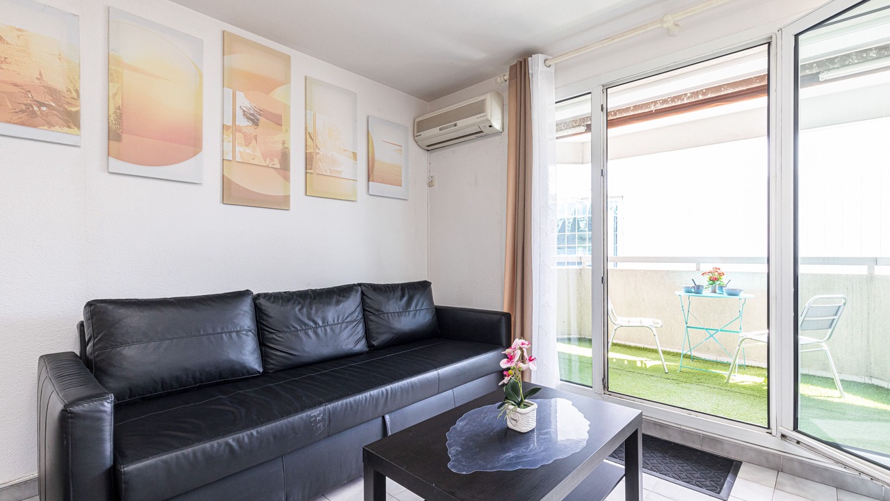 Photo of Livingroom in Les Baumettes