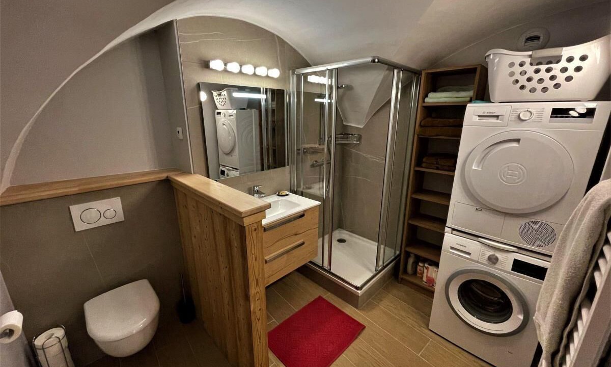 Photo of Bathroom in Saint-Marcel