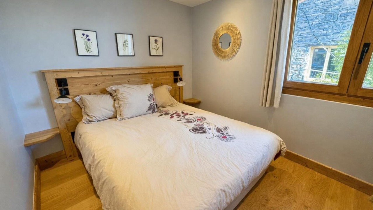 Photo of Bedroom in Saint-Marcel
