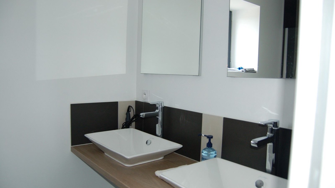 Photo of Bathroom in Rostrenen