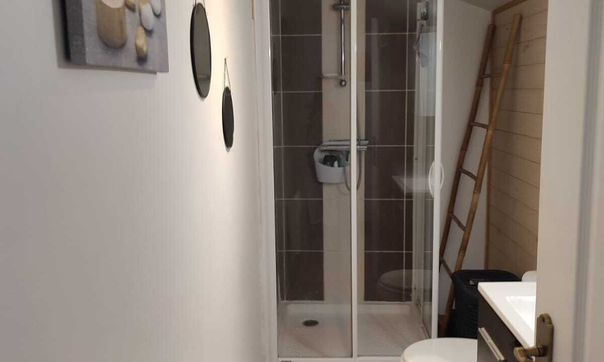 Photo of Bathroom in Etaules
