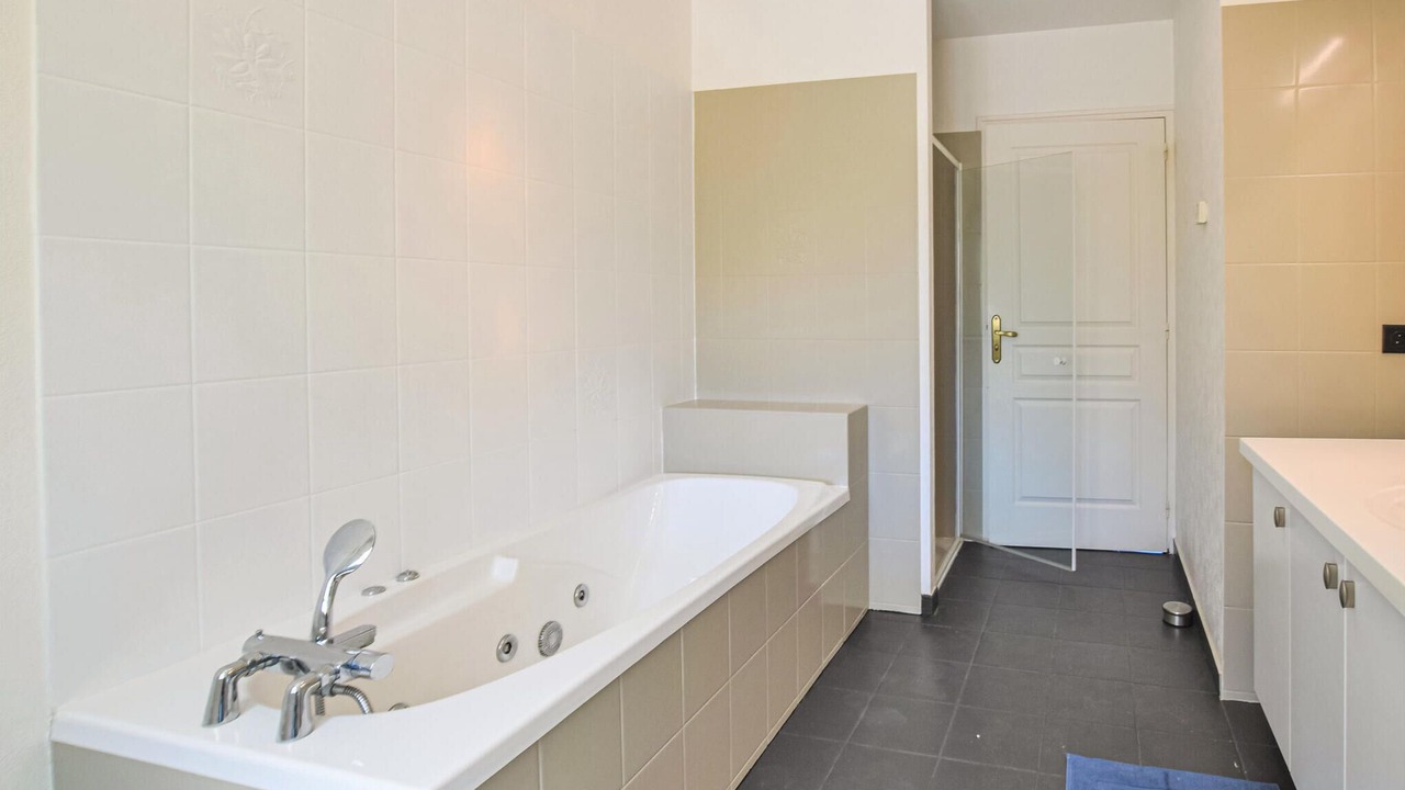 Photo of Bathroom in Sainte-Mere-Eglise