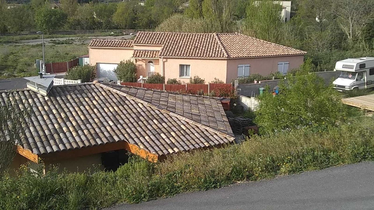Photo of Others in Peret