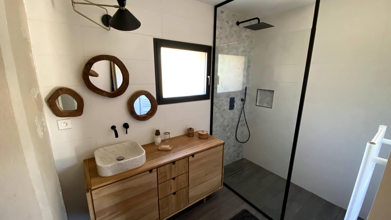 Photo of Bathroom in Eygalieres