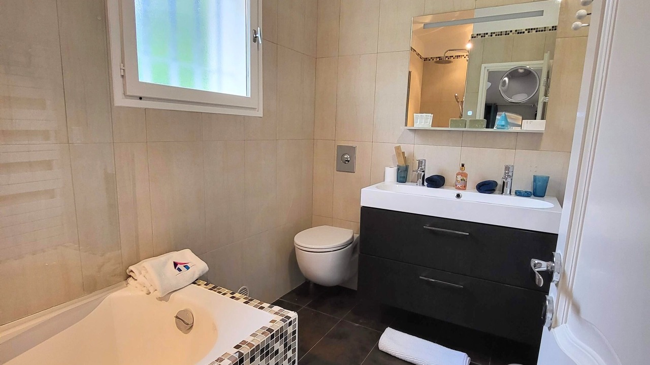 Photo of Bathroom in Cabris
