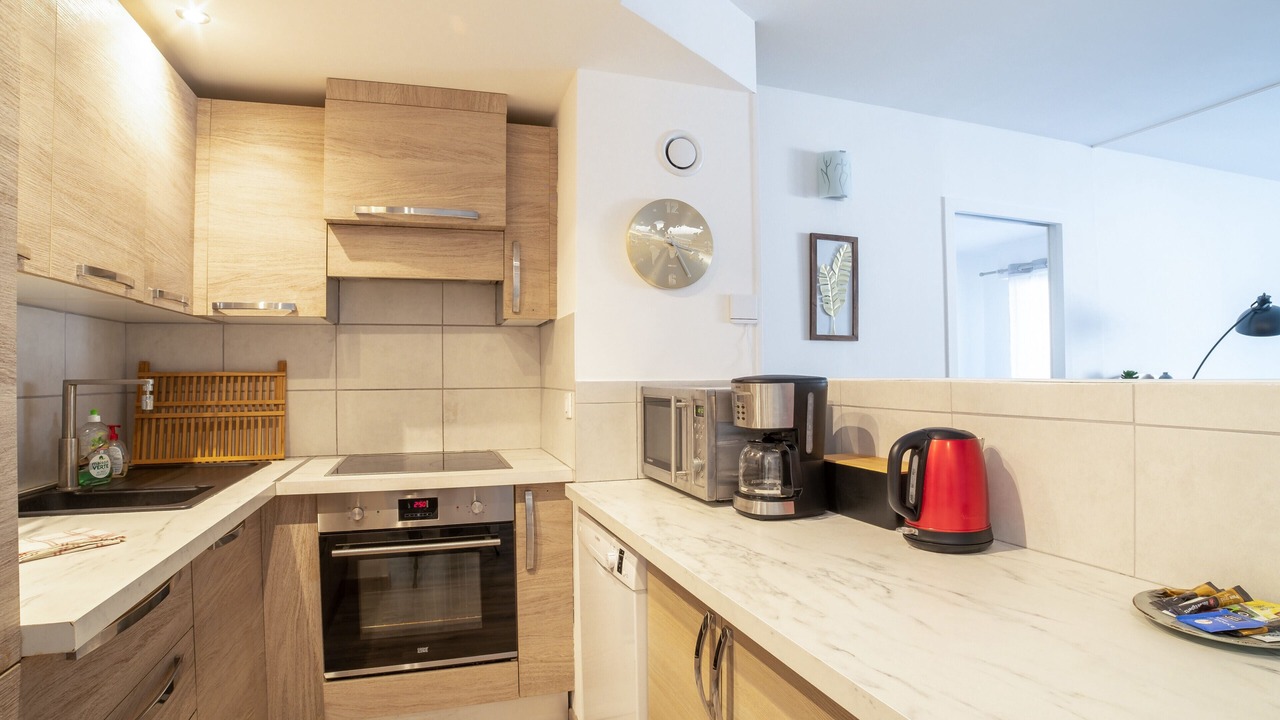 Photo of Kitchen in Prado - Republique