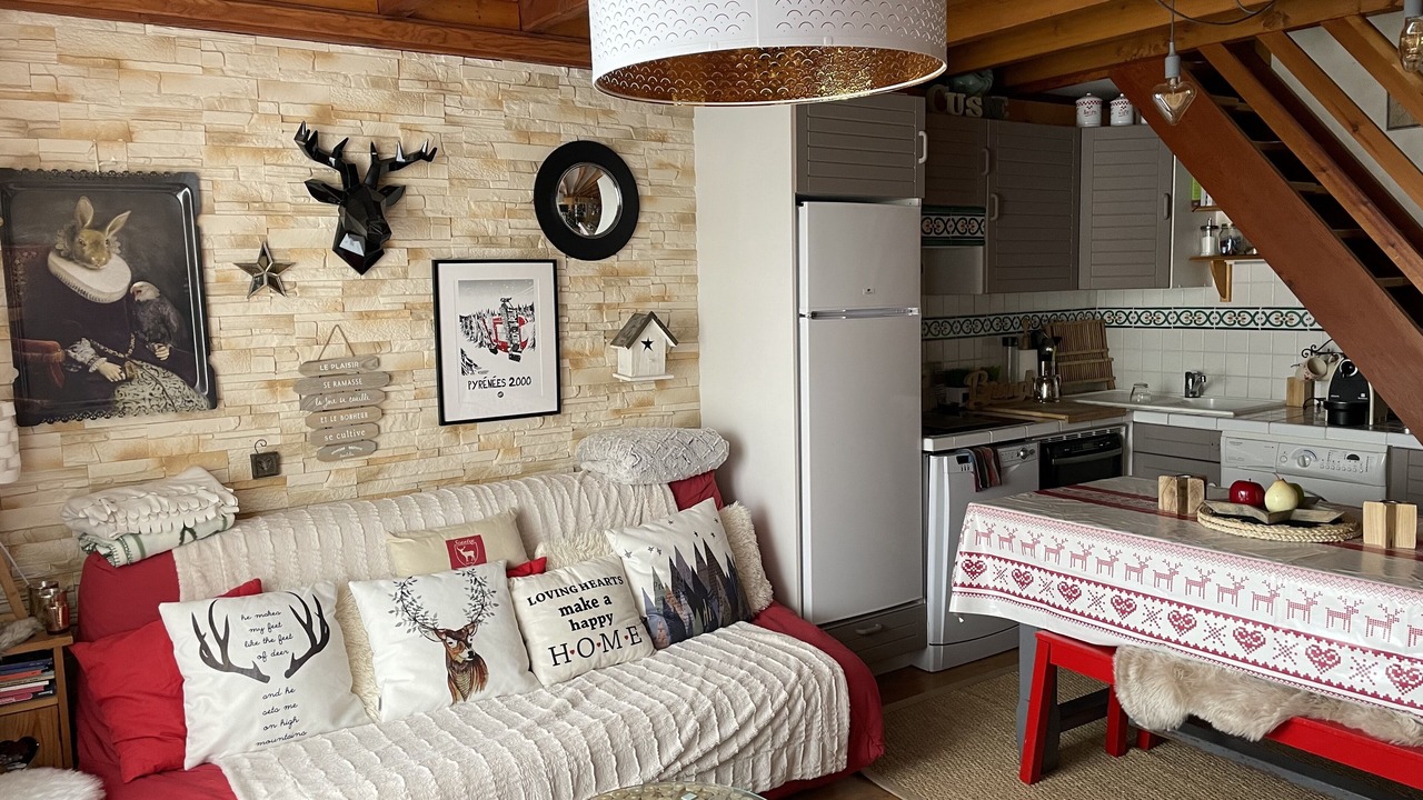 Photo of Livingroom in Pyrenees 2000
