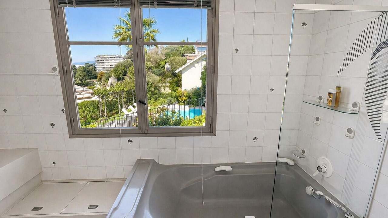 Photo of Bathroom in La Croix des Gardes