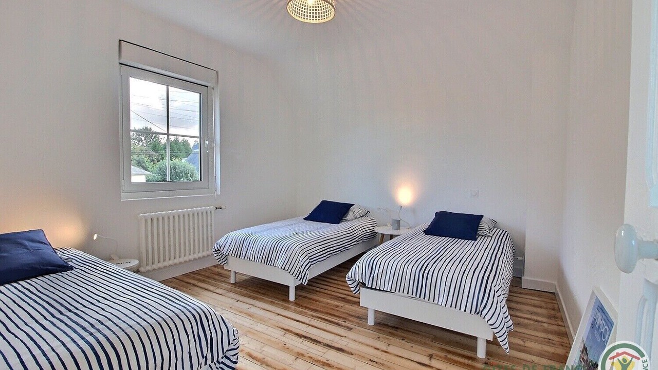 Photo of Bedroom in Saint-Quay-Portrieux