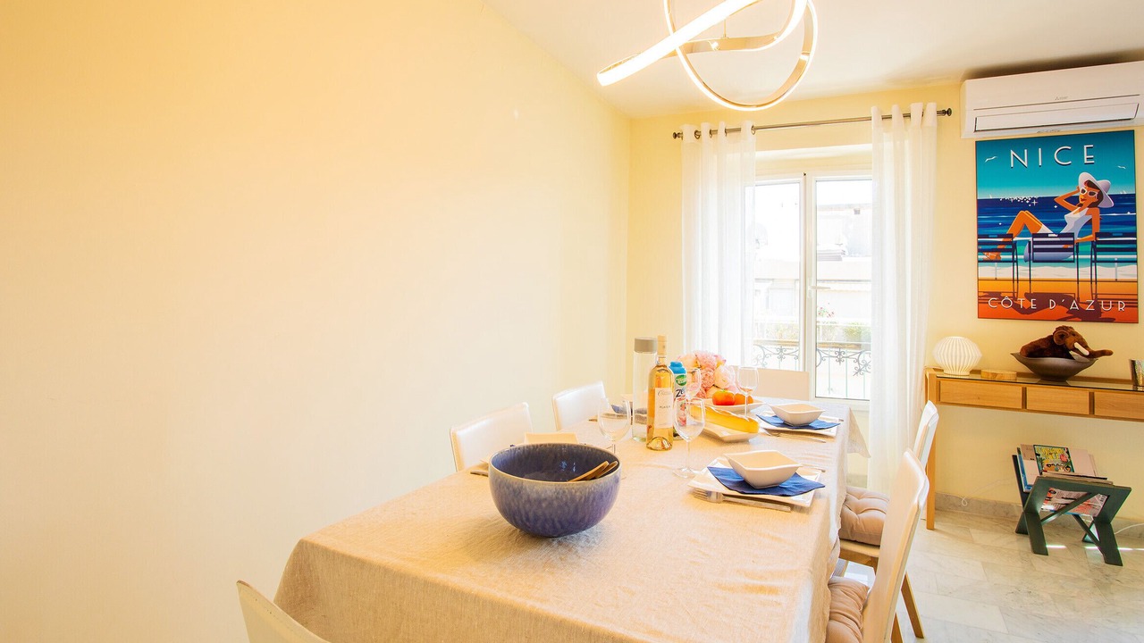 Photo of Livingroom in Lepante Quarter