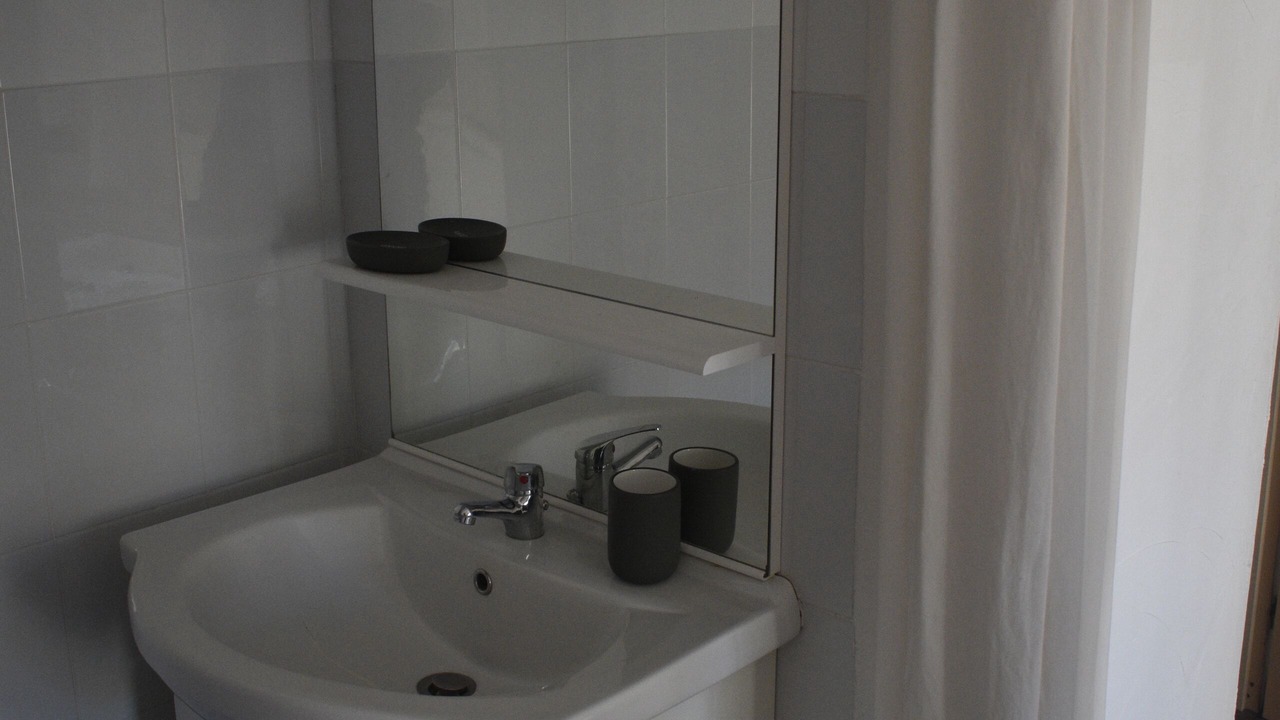 Photo of Bathroom in Port-Vendres