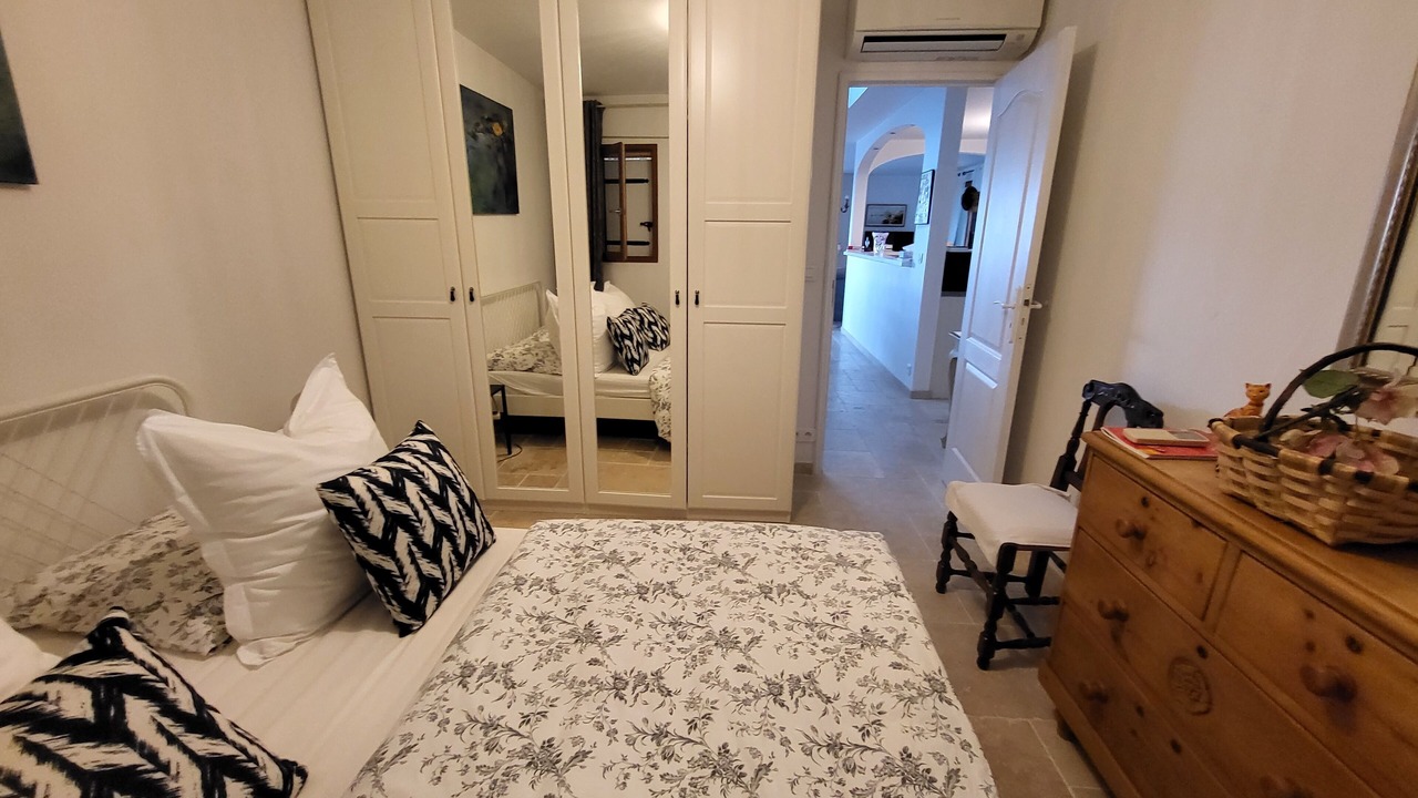 Photo of Bedroom in Cavalaire-sur-Mer