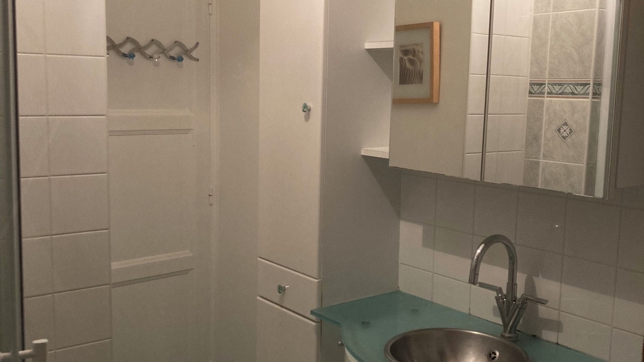 Photo of Bathroom in Vierville-sur-Mer