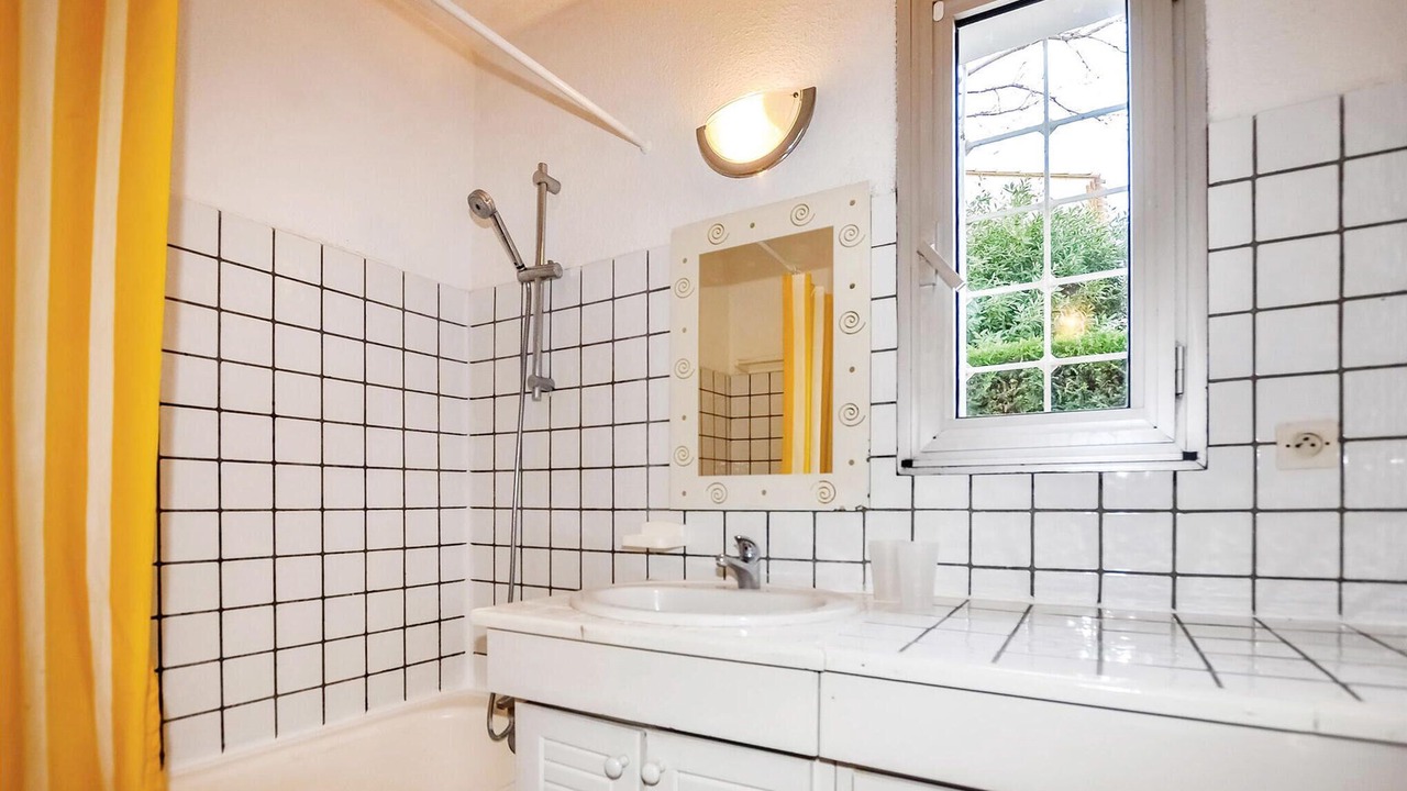 Photo of Bathroom in Saint-Cyprien Plage