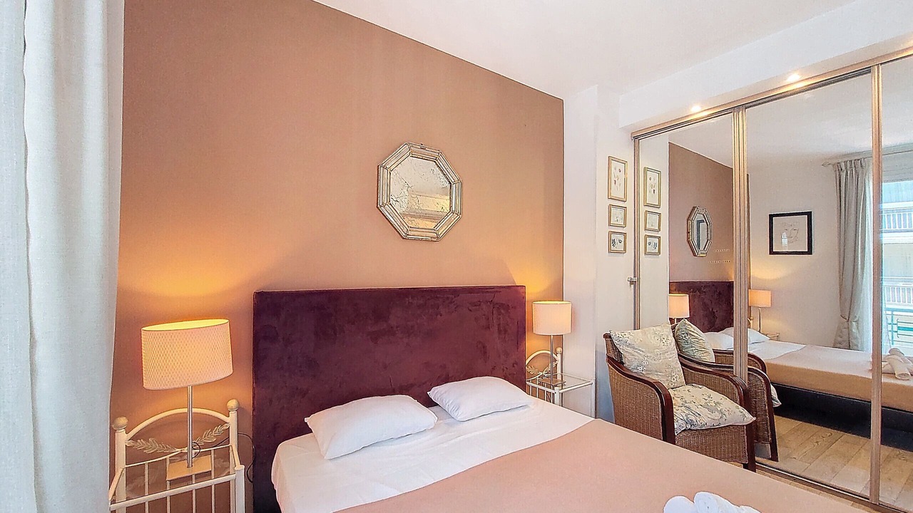 Photo of Bedroom in Carre d'Or