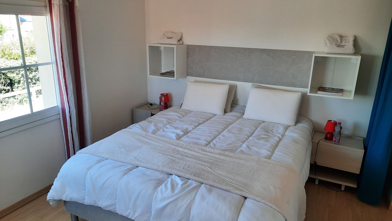 Photo of Bedroom in Saint-Michel-Chef-Chef