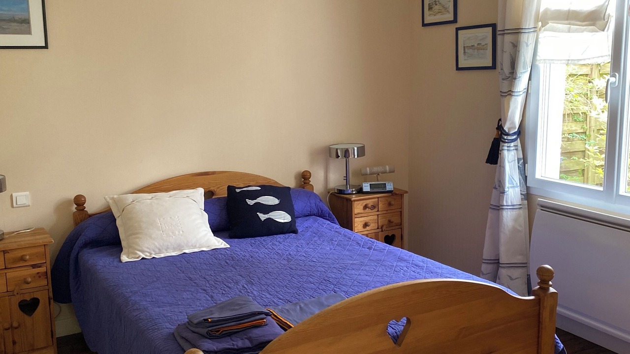 Photo of Bedroom in Esperance-Cottages
