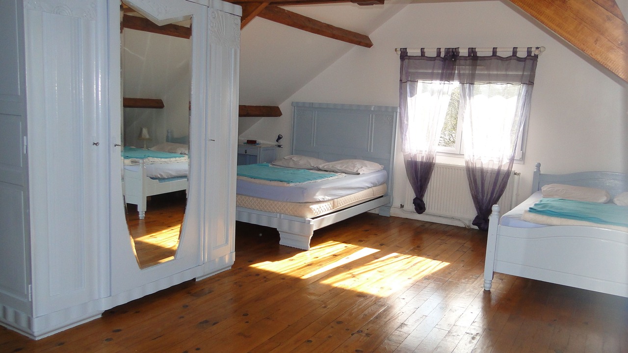 Photo of Bedroom in Saint-Laurent-sur-Mer
