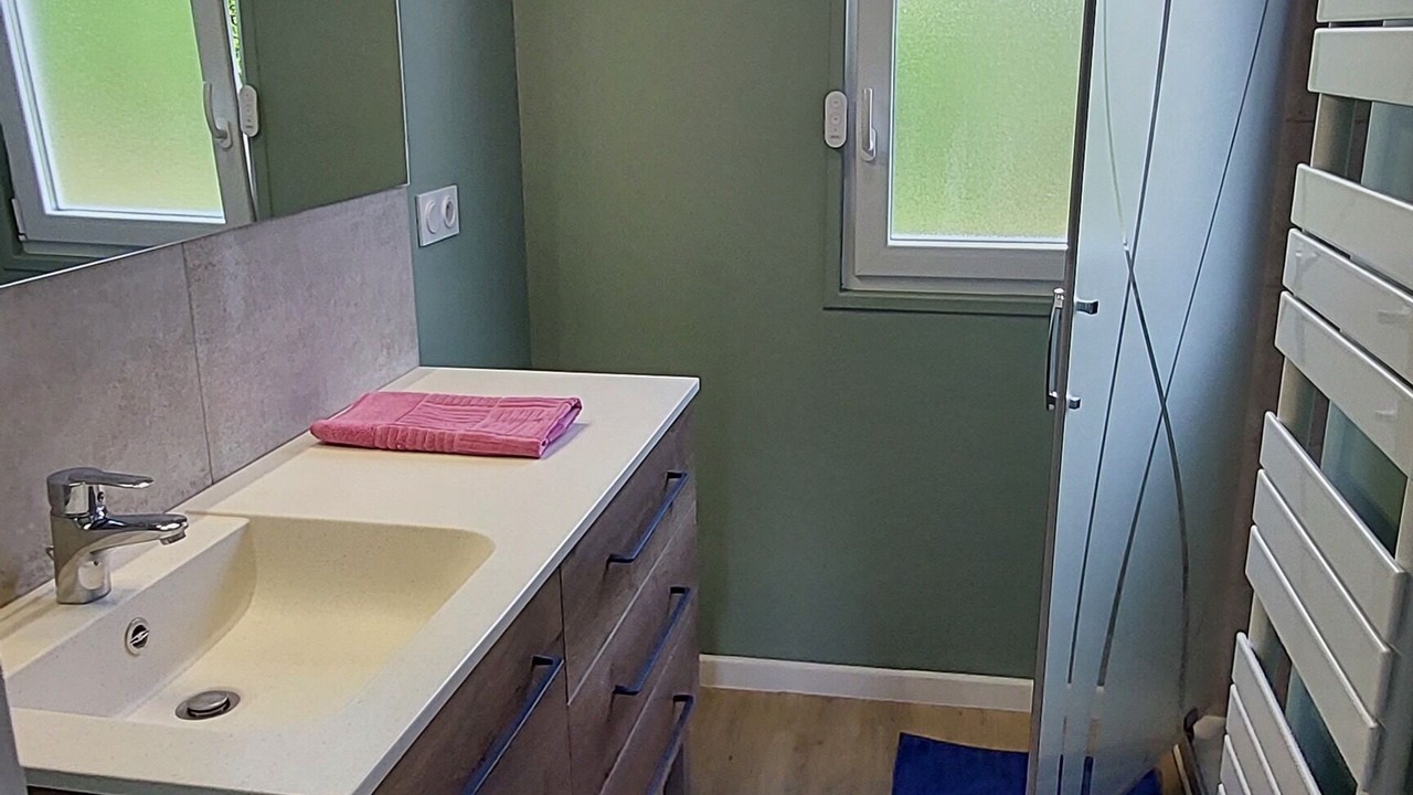 Photo of Bathroom in Sainte-Marie-du-Mont