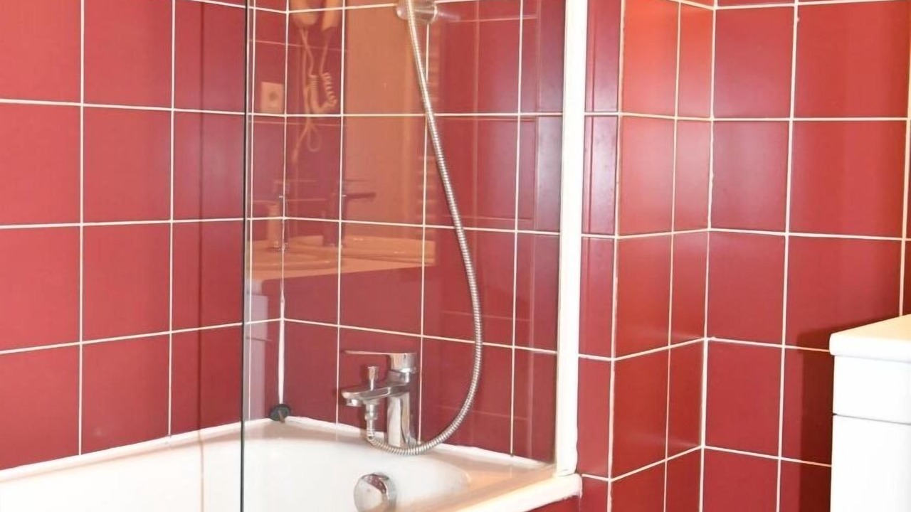 Photo of Bathroom in Loudervielle
