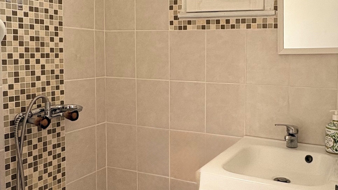 Photo of Bathroom in Eguilles