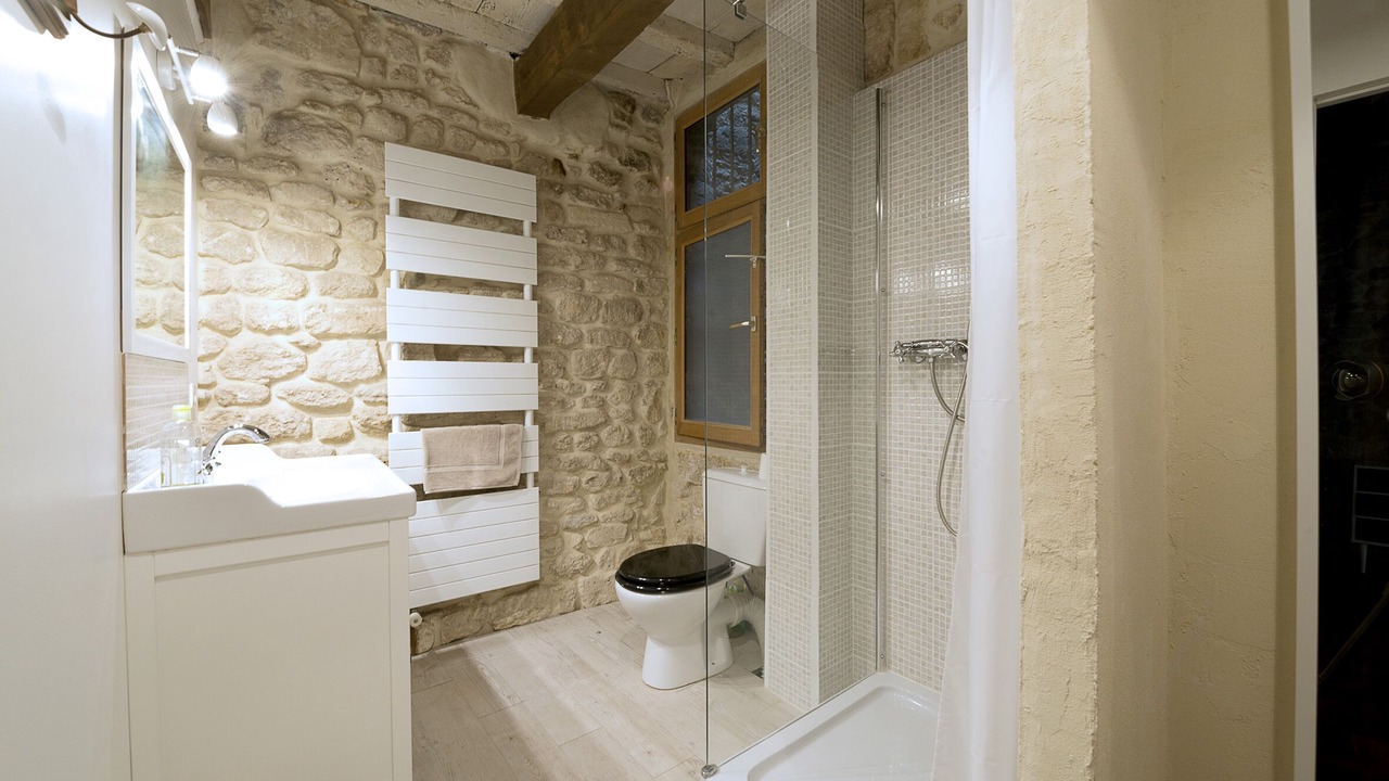 Photo of Bathroom in Uzes