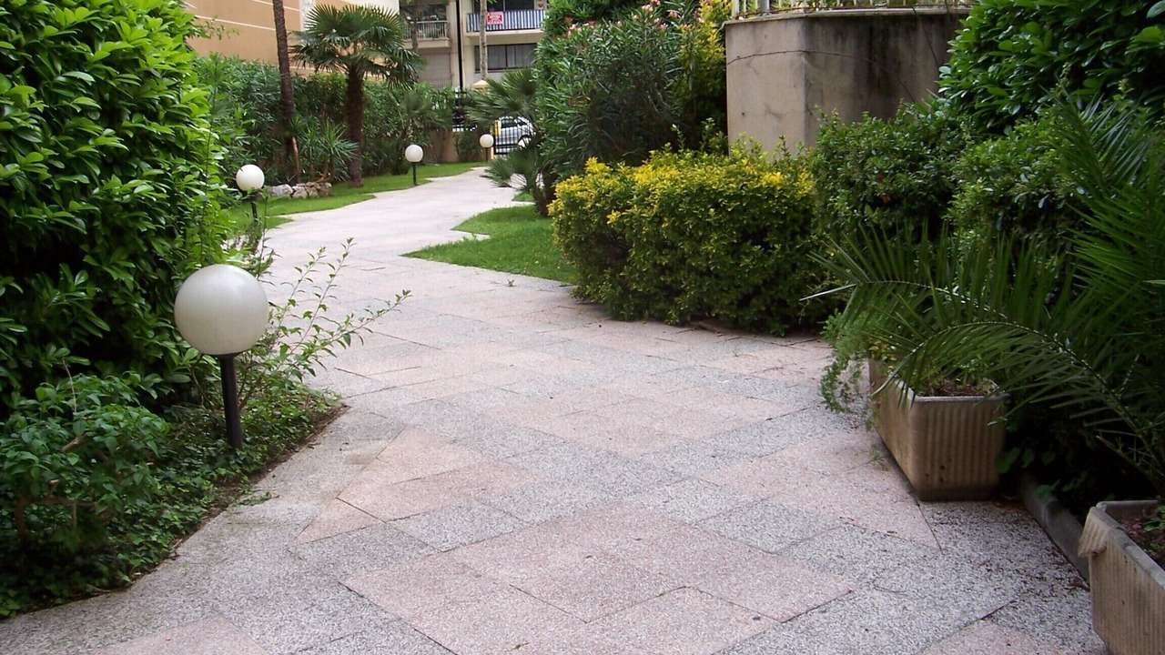 Photo of Outdoor in Carnot