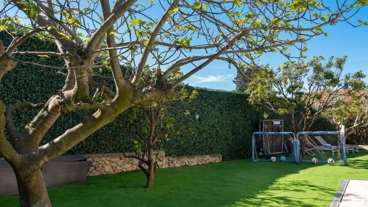Photo of Outdoor in Gairaut