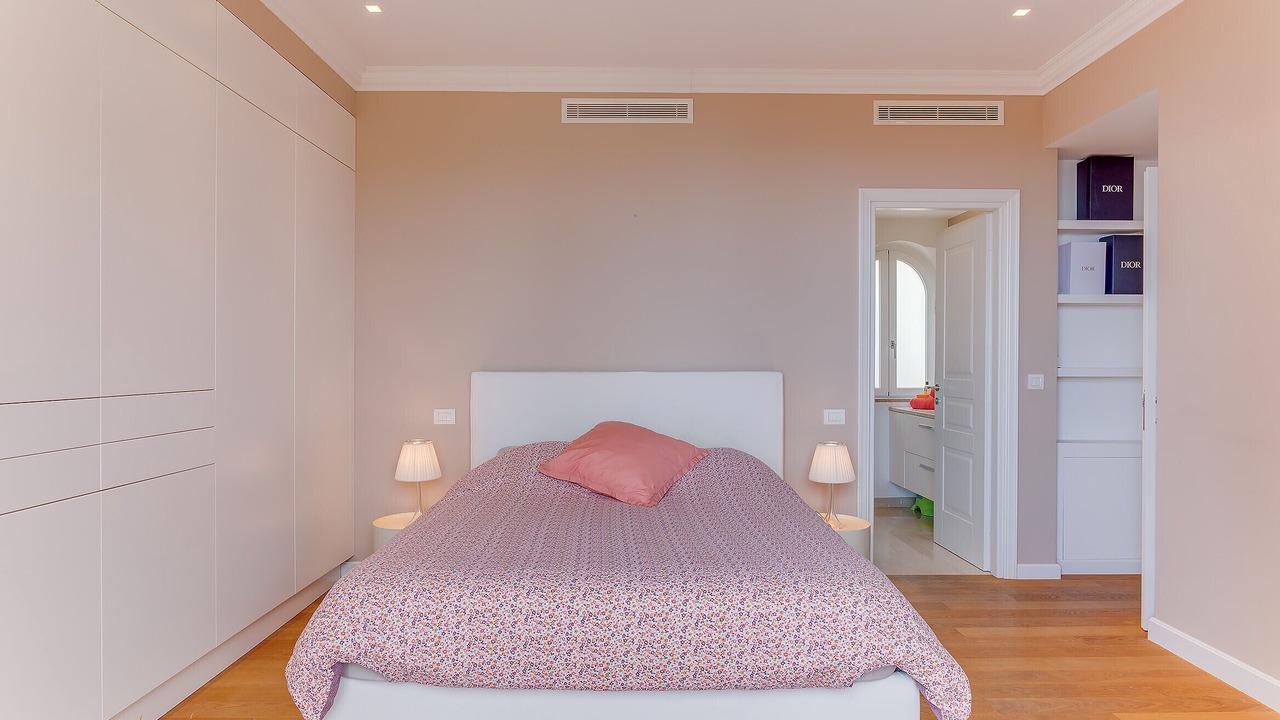 Photo of Bedroom in Eze