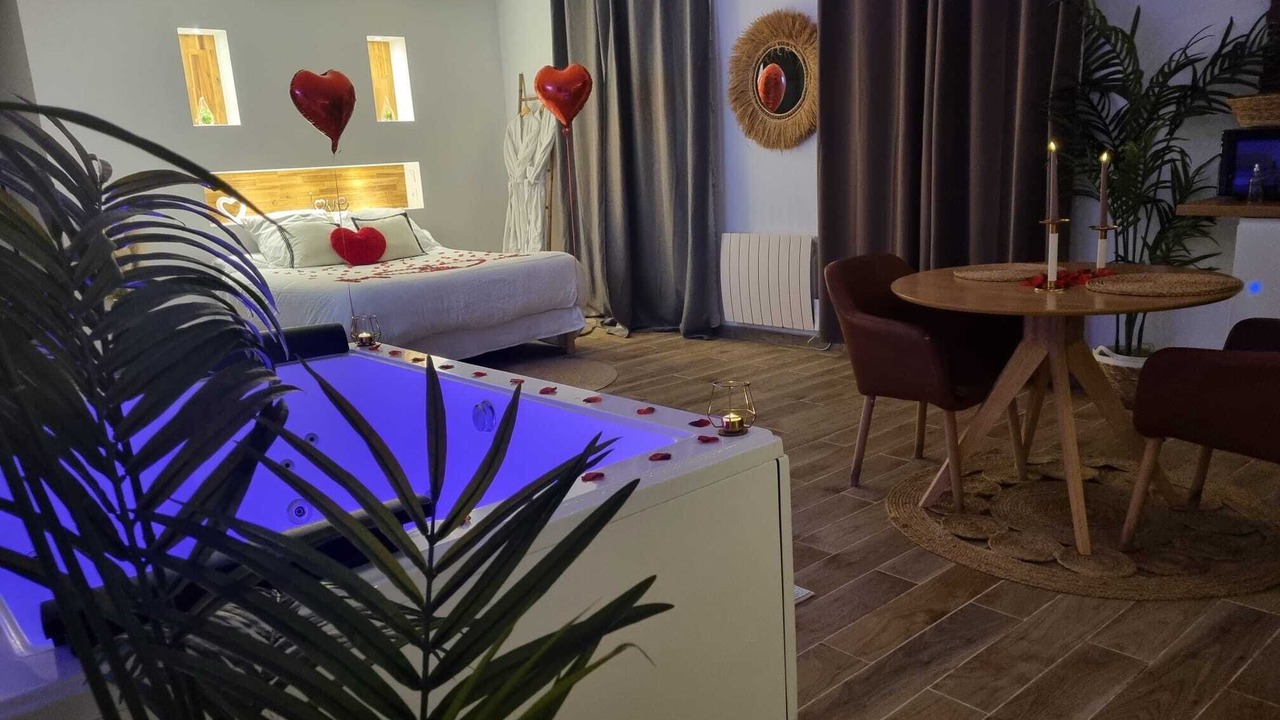 Photo of Bedroom in Saint-Prix