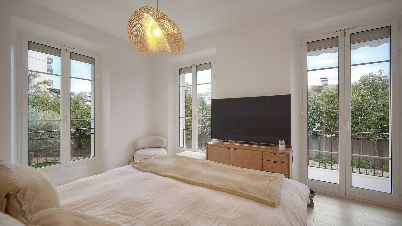 Photo of Bedroom in Riou - Petit Juas - Av de Grasse