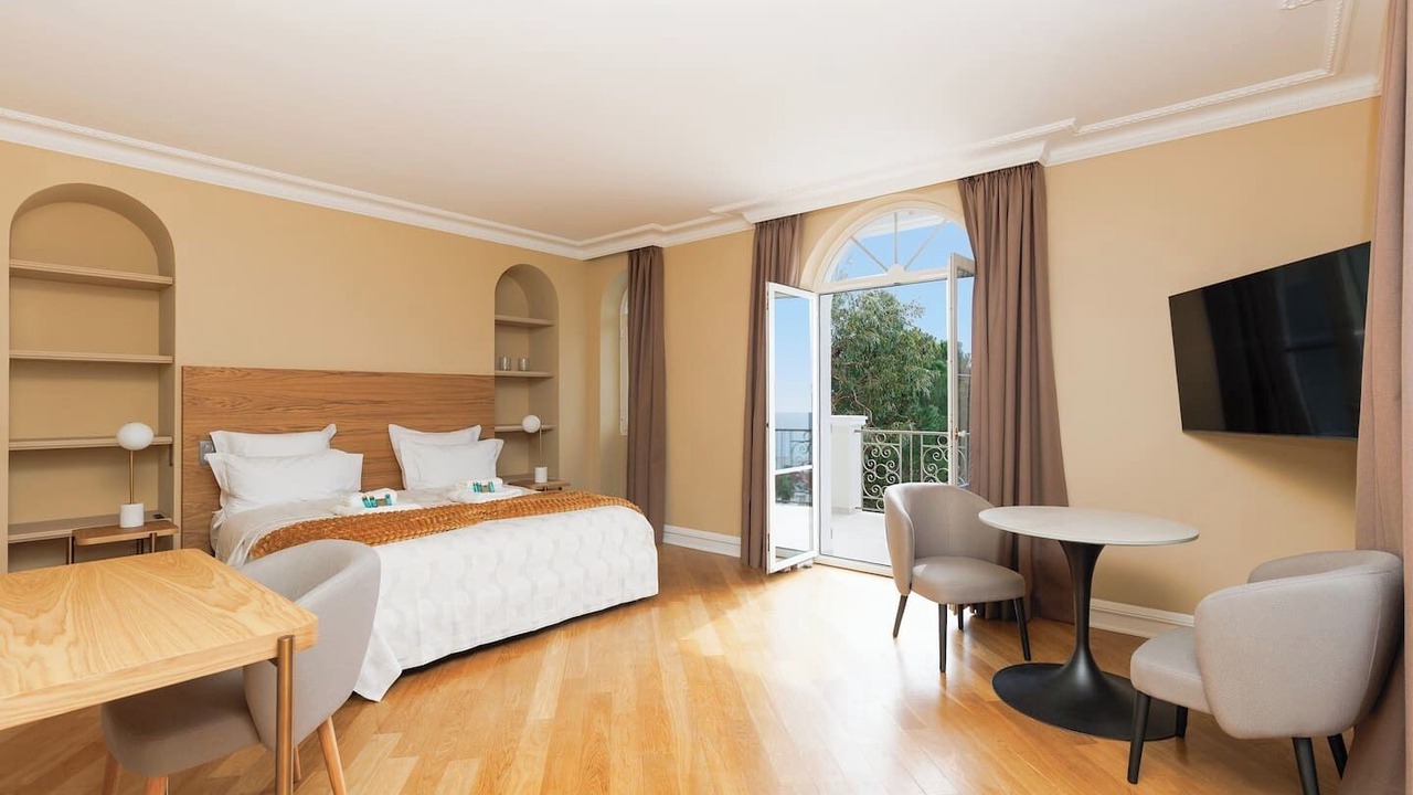 Photo of Bedroom in California - Pezou