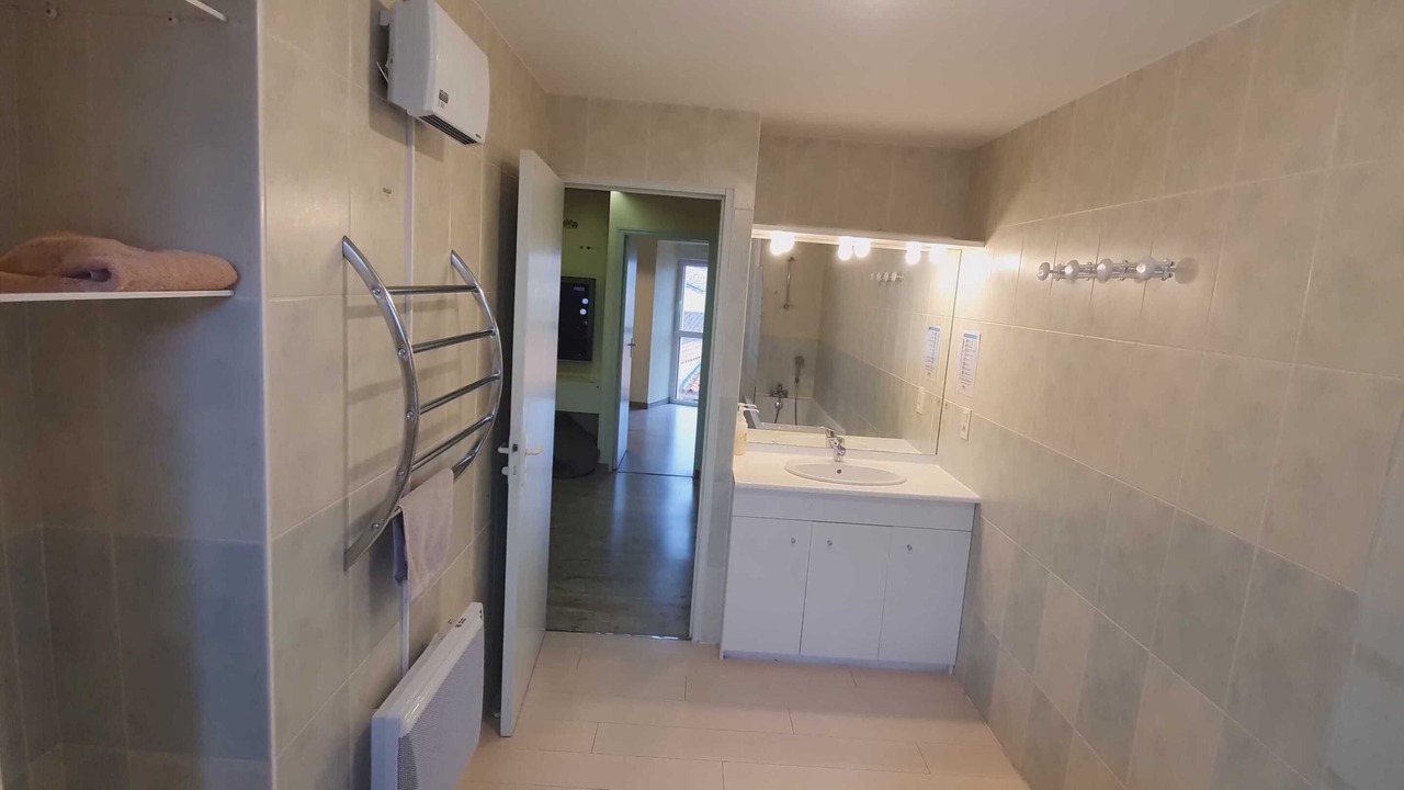 Photo of Bathroom in Saint-Malo-du-Bois