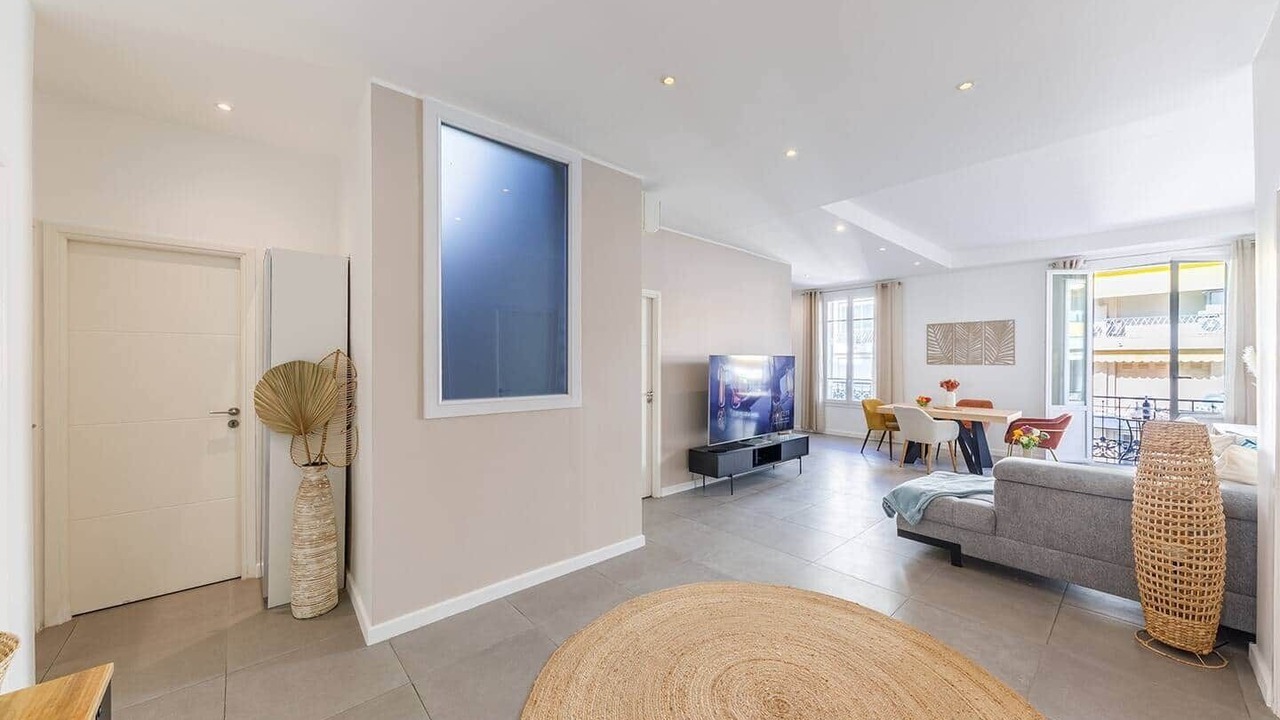 Photo of Bedroom in Musicians Quarter