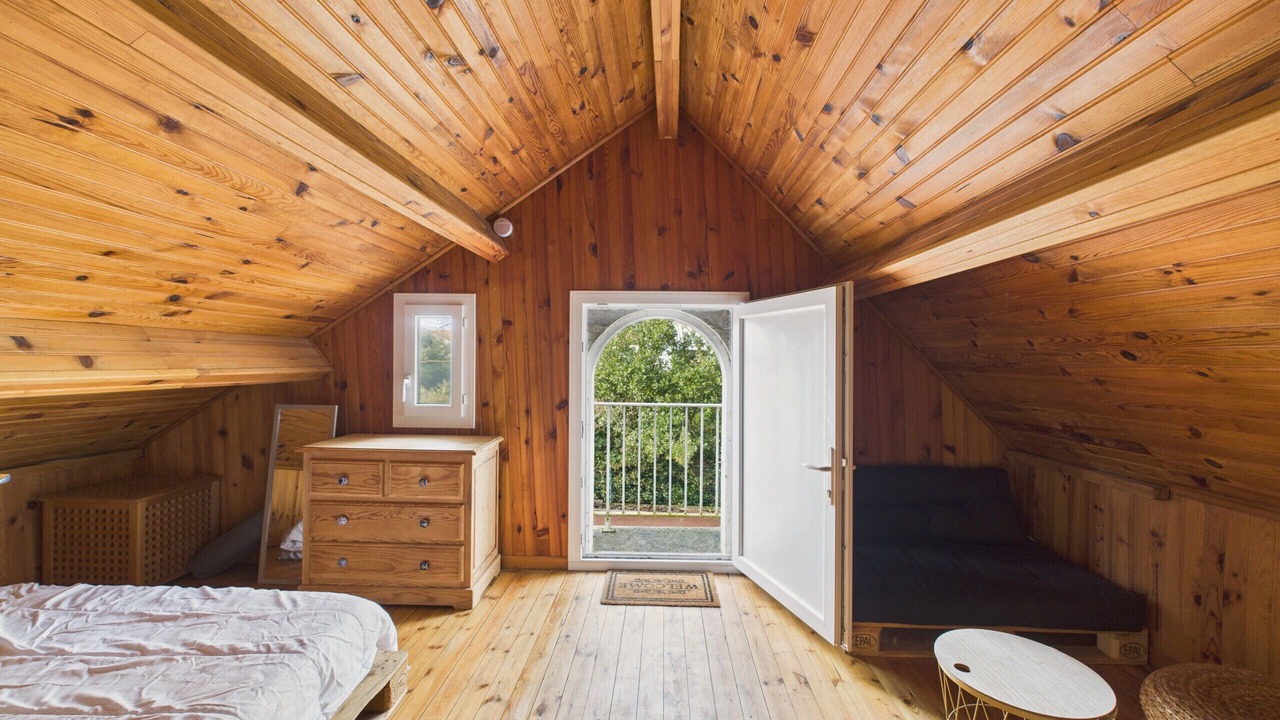 Photo of Bedroom in Saint-Michel-Chef-Chef