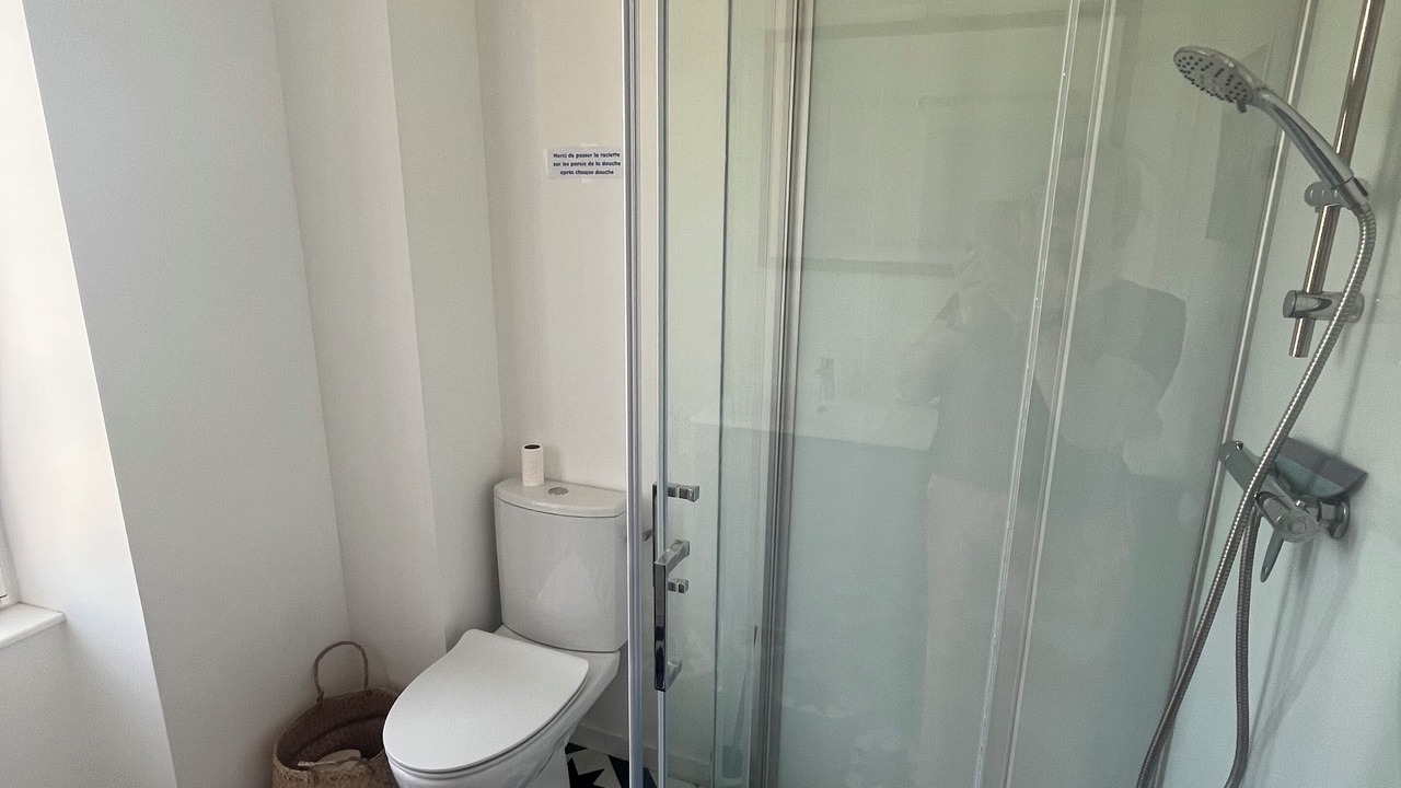 Photo of Bathroom in Morgat