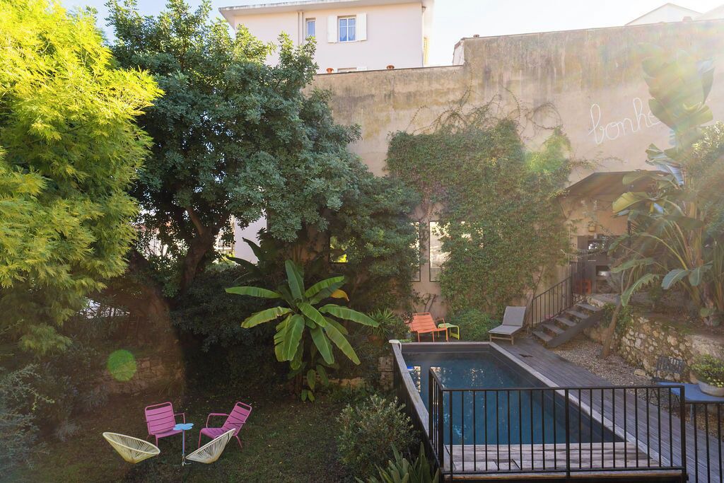 Photo of Outdoor in Carnot