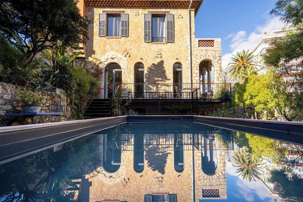 Photo of Outdoor in Carnot