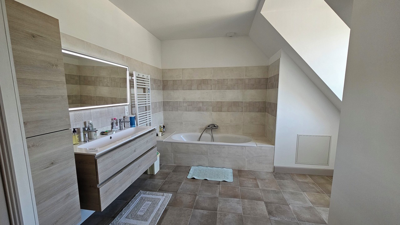 Photo of Bathroom in Beaufort-en-Vallee