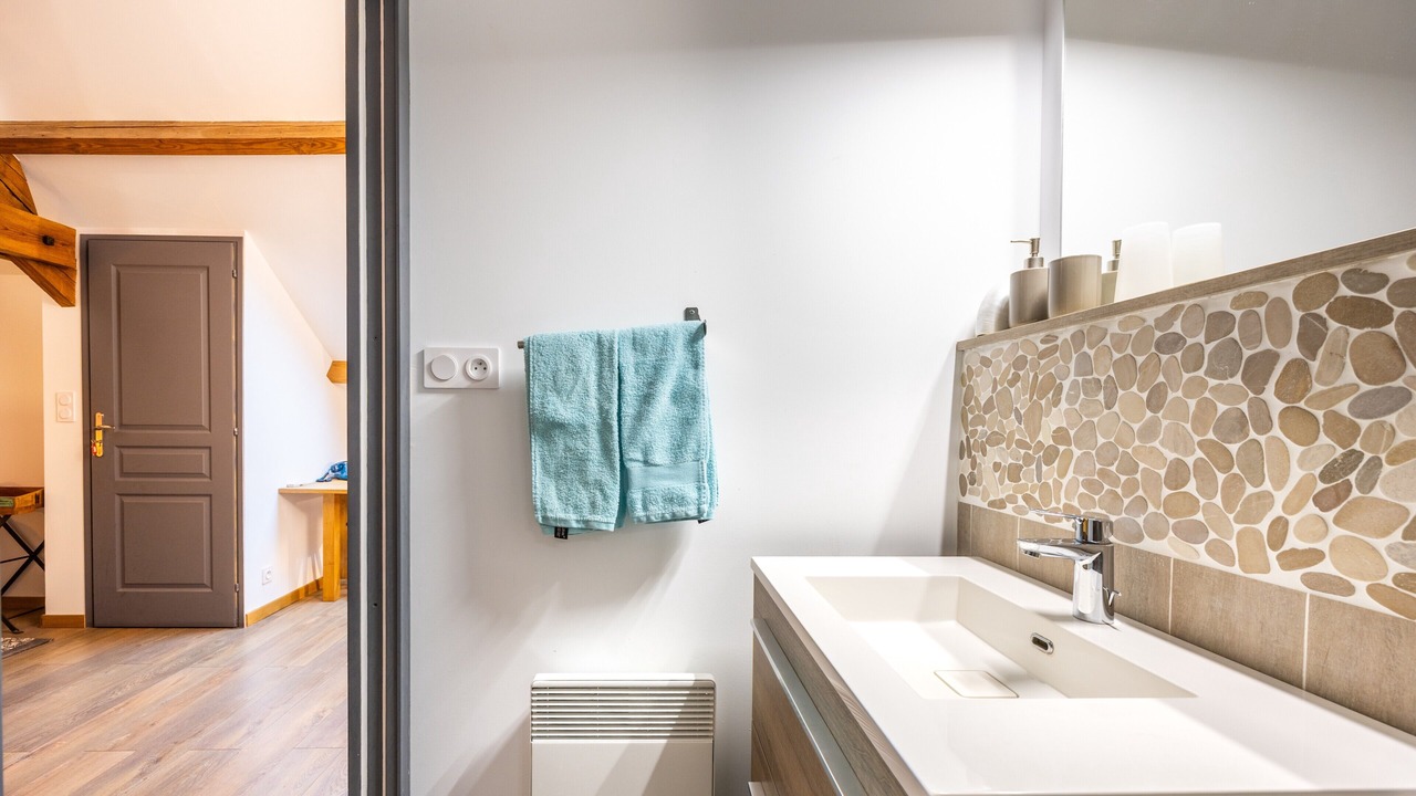 Photo of Bathroom in Saint-Michel-Mont-Mercure