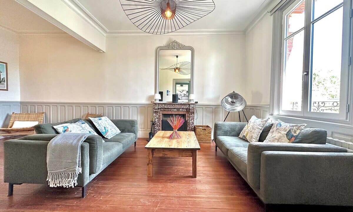 Photo of Livingroom in Sailly-Flibeaucourt