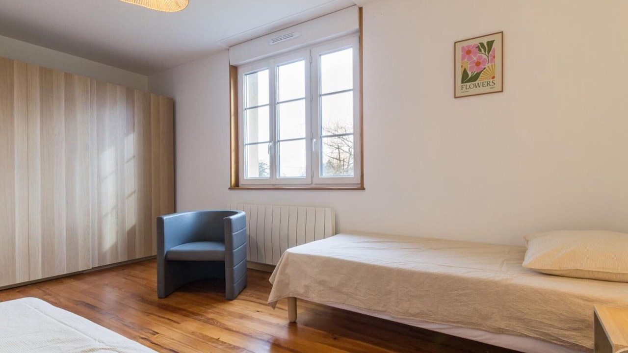 Photo of Bedroom in Cherence-le-Heron