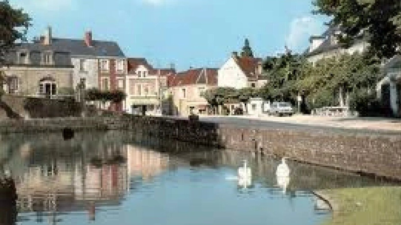 Photo of Others in Saint-Martin-du-Vieux-Belleme