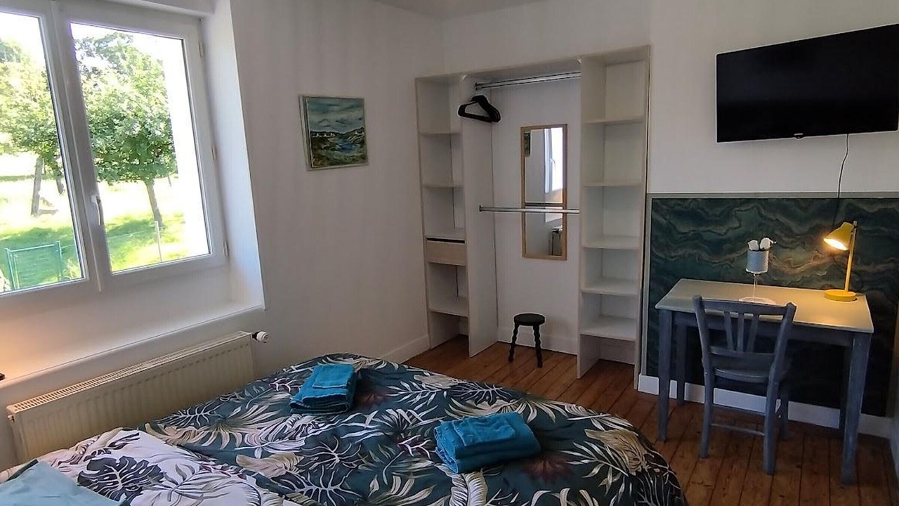 Photo of Bedroom in Villedieu-les-Poeles